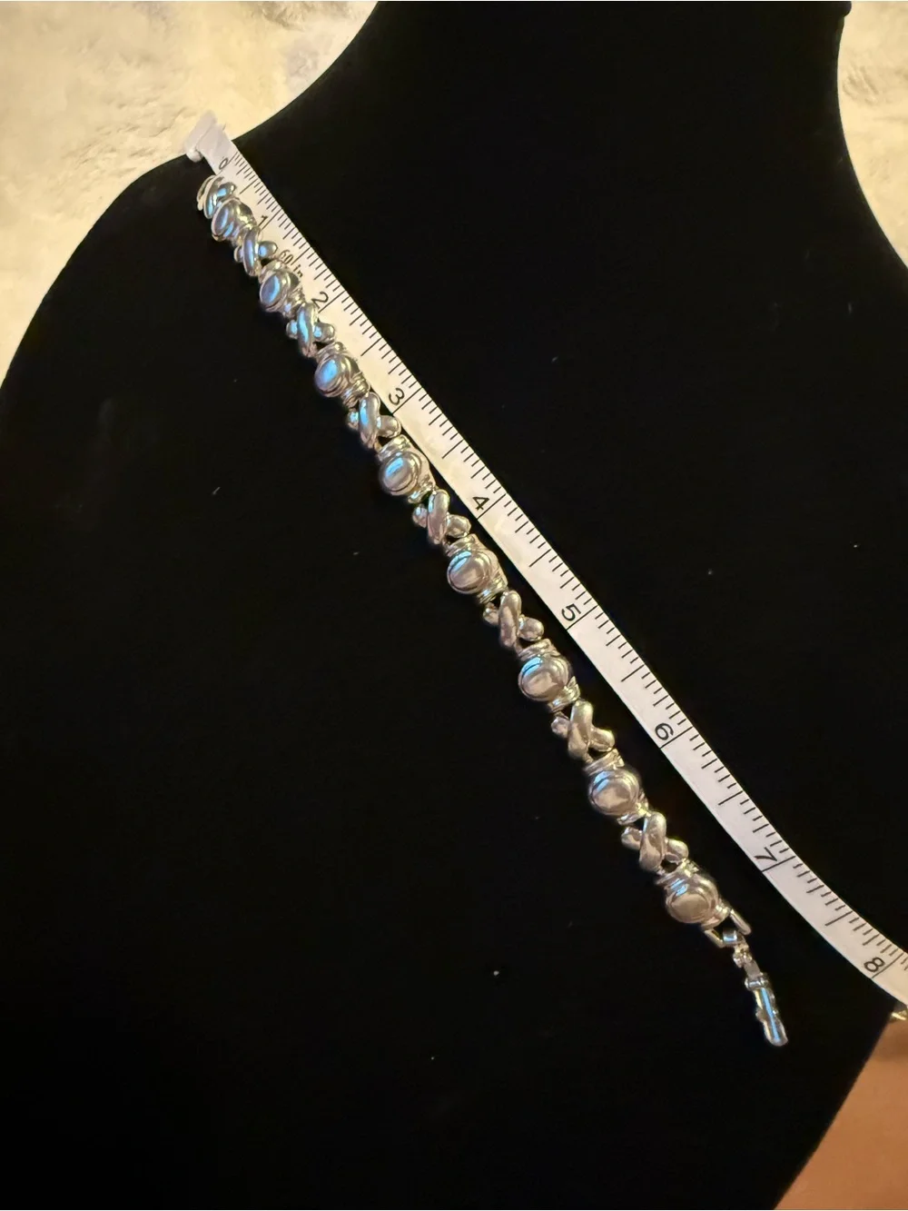 Classic Silver Tone -Link Bracelet with X O Accents - Silver Tone